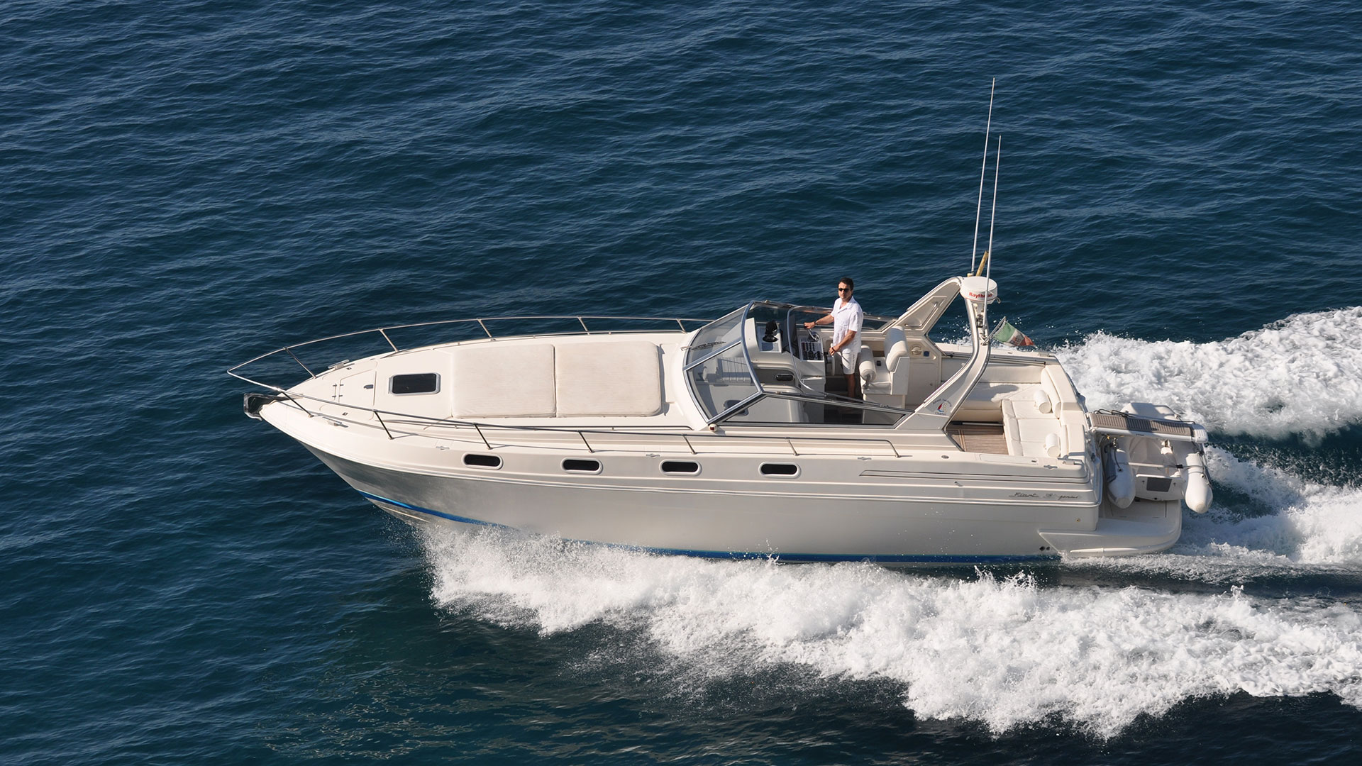 Salerno Yacht Rental - Fiart 36 Genius