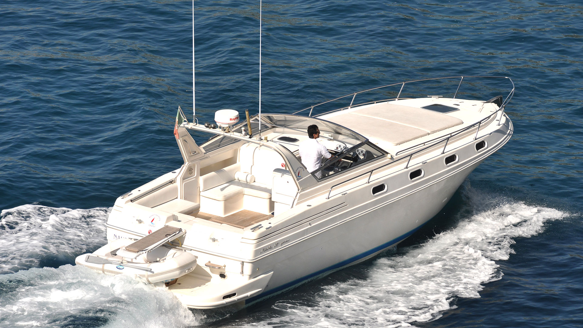 Praiano Yacht Rental - Fiart 36 Genius