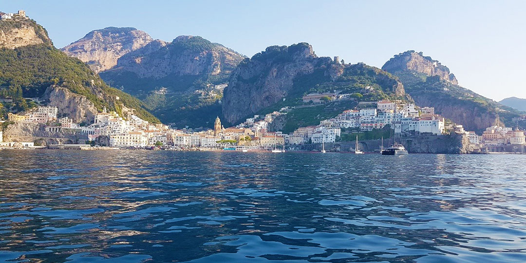 Escursione in Barca Intera Giornata Costiera Amalfitana - Capri